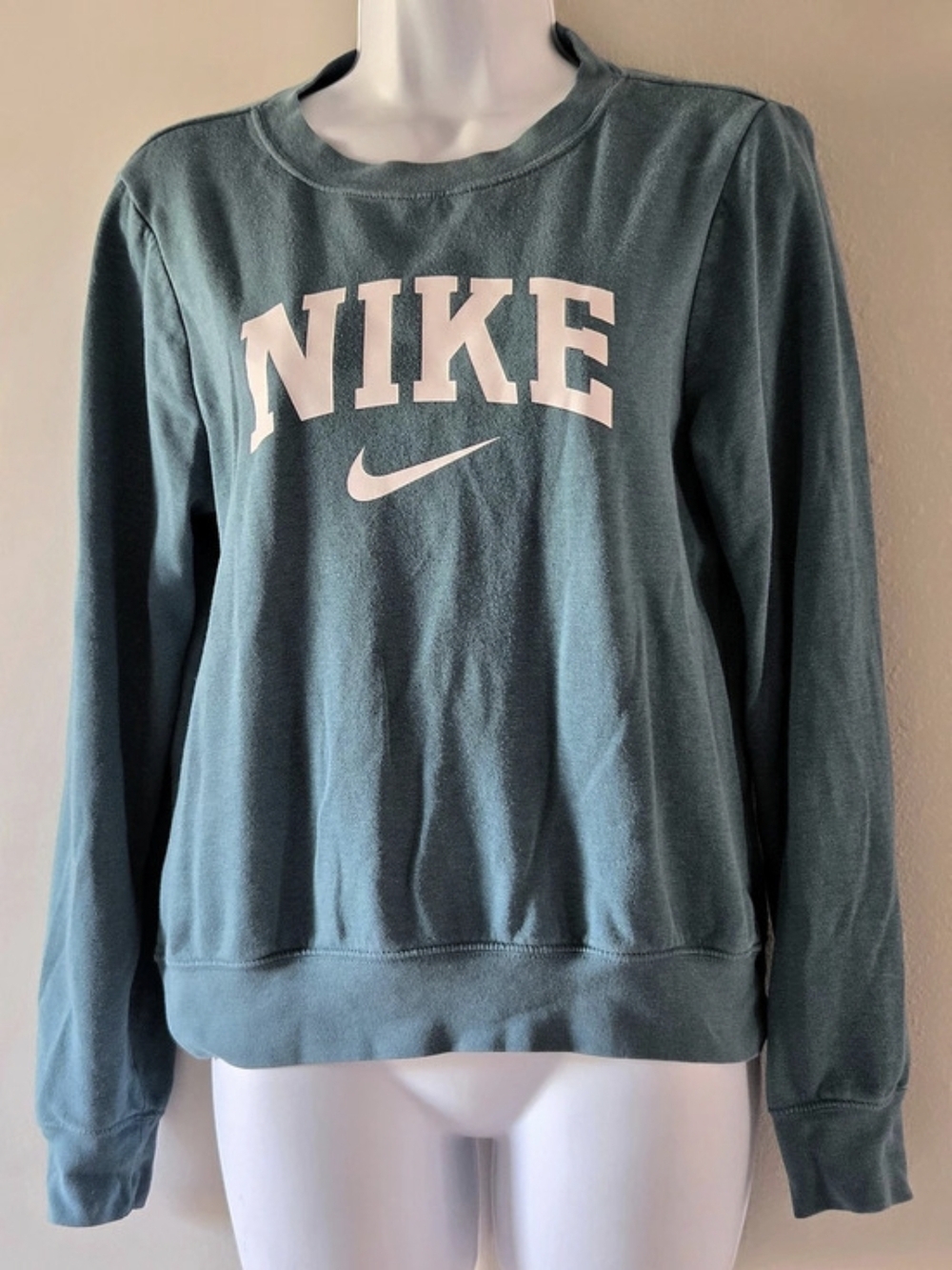 Nike Logo Sweatshirt in Green & Pink Size XS